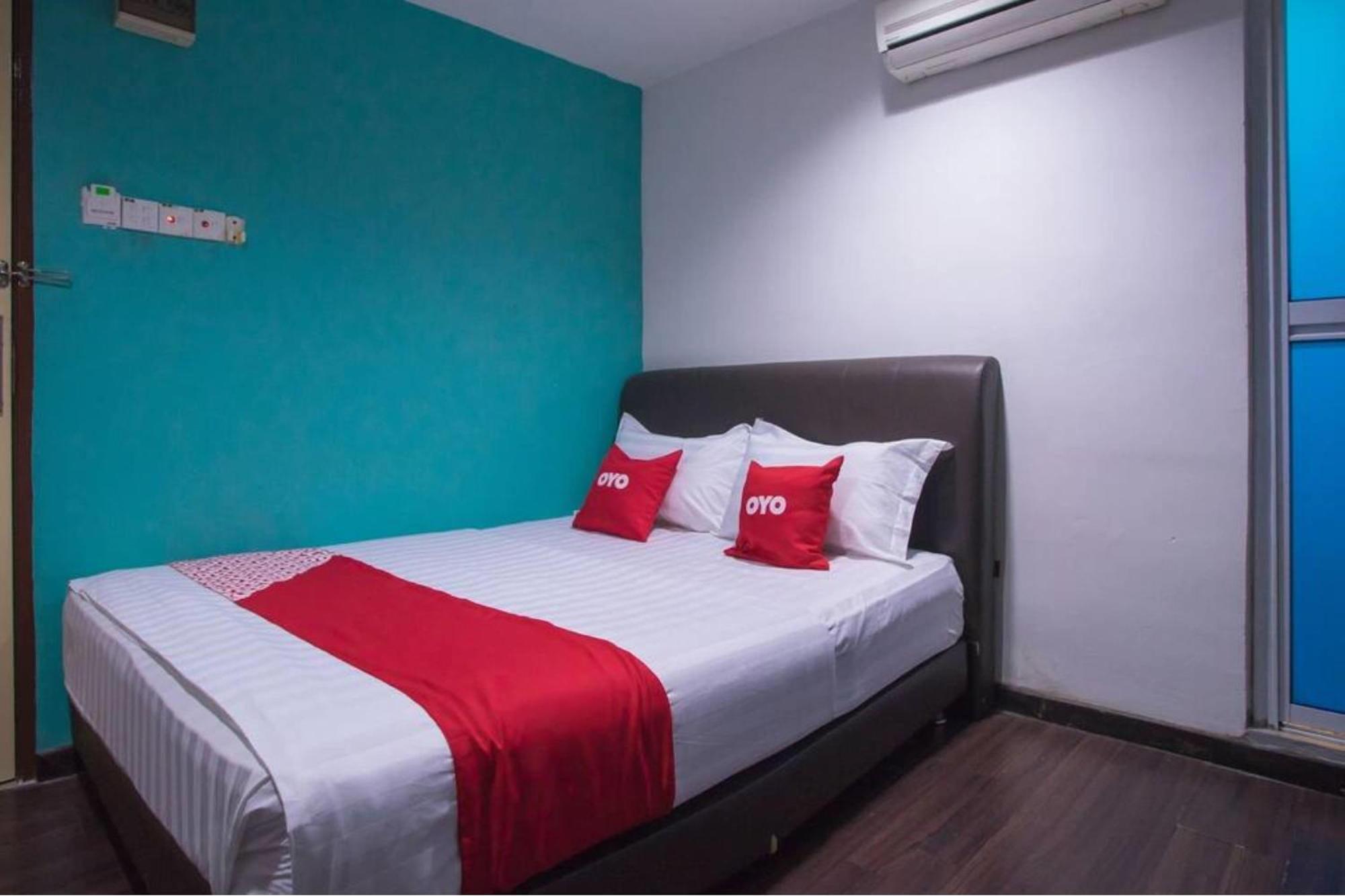 Oyo 90281 Hotel Taj Seksyen 13 Shah Alam Exterior photo