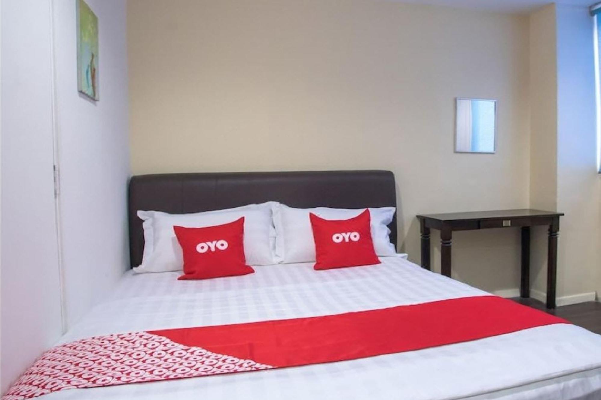 Oyo 90281 Hotel Taj Seksyen 13 Shah Alam Exterior photo